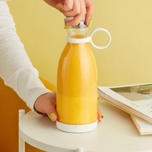 Electric Portable Mini Fruit Juicer Bottle